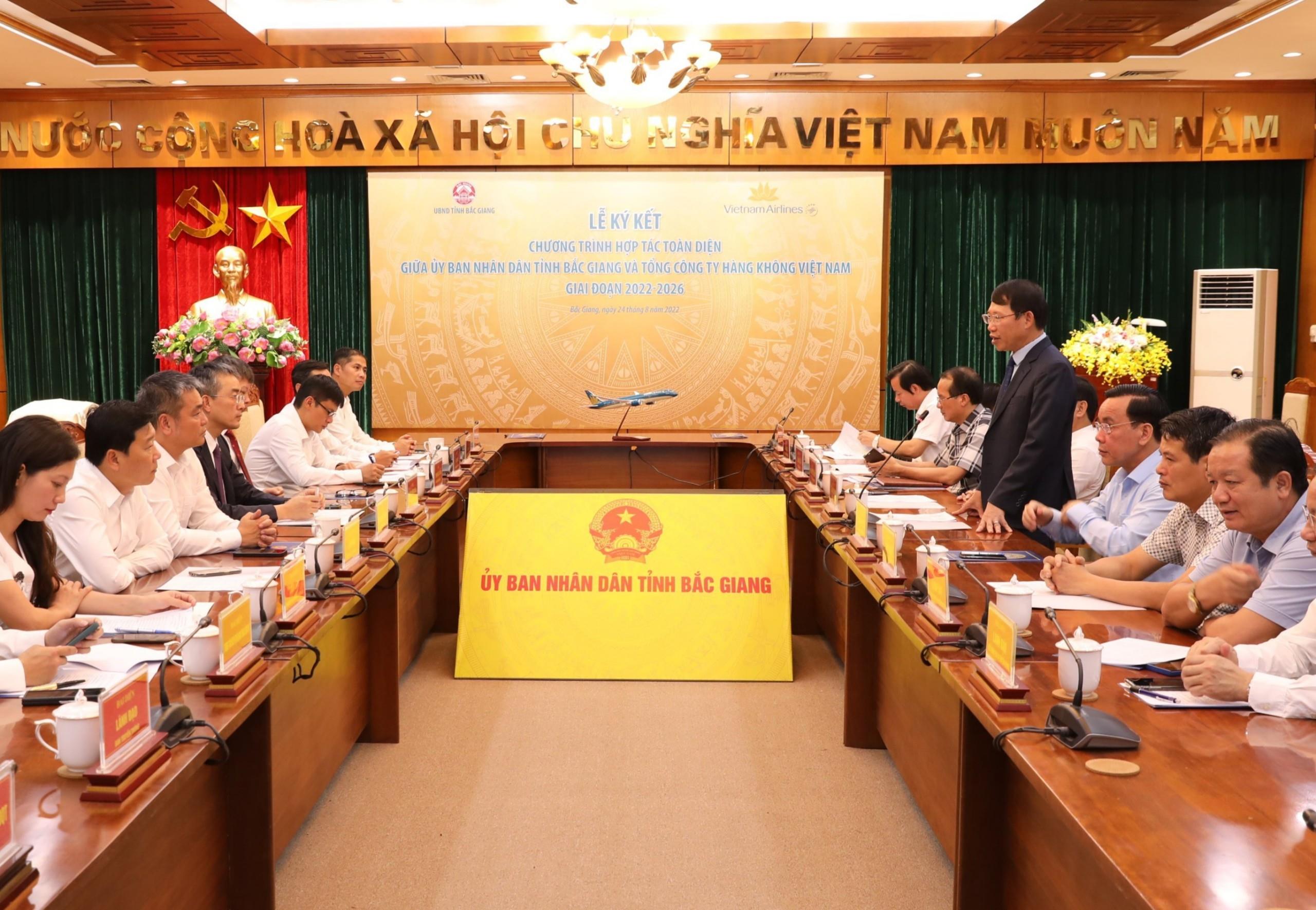 Ký kết Chương trình hợp tác toàn diện giai đoạn 2022 – 2026 giữa tỉnh Bắc Giang và Vietnam Airlines