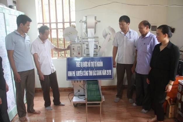 Trung tâm Khuyến công Bắc Giang: Nghiệm thu đề án “Đầu tư ứng dụng máy đóng gói trà túi lọc tự động trong sản xuất chè”
