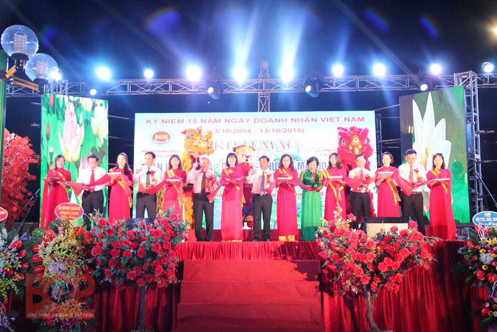 Khai mạc “Tuần lễ Văn hóa - Du lịch - Thương mại doanh nhân Bắc Giang thời kỳ hội nhập năm 2019”